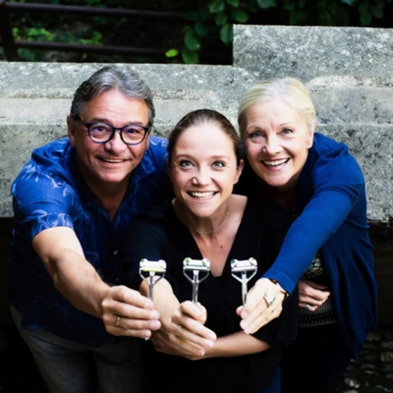 Gruppenbild der SHAVENT Familie