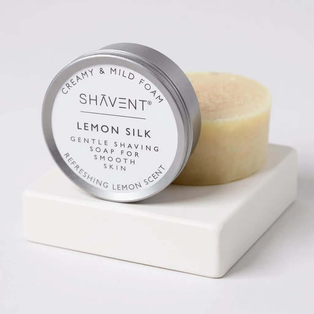 SHAVENT Lemon Silk – Sanfte Rasierseife im Alutiegel mit Schraubdeckel, ideal für hautschonende Rasur, cremiger Schaum, frischer Lemon-Duft, 110g.