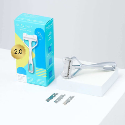 2.0 Muttertag Special Rasur-Set: Enthält SHAVENT Compact 2.0 Rasierer, 100 Derby Halbklingen, 2in1 Rasier-Gel und Glas-Spender, ideal für plastikfreie, sanfte Rasur.