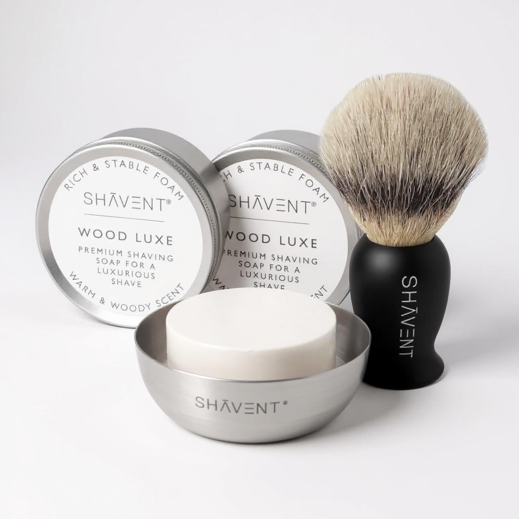 SHAVENT Foam Lover Set: Nahaufnahme von Rasierseife, Rasierpinsel und Rasierschale für ein stilvolles Rasur-Ritual mit plastikfreien, veganen Pflegeprodukten.